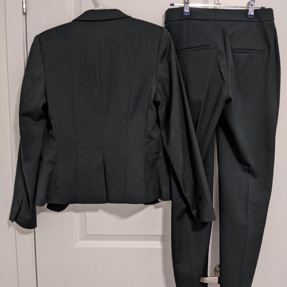 H&M Dark Green Suit Set (Blazer / Pants) - Picture 2 of 5